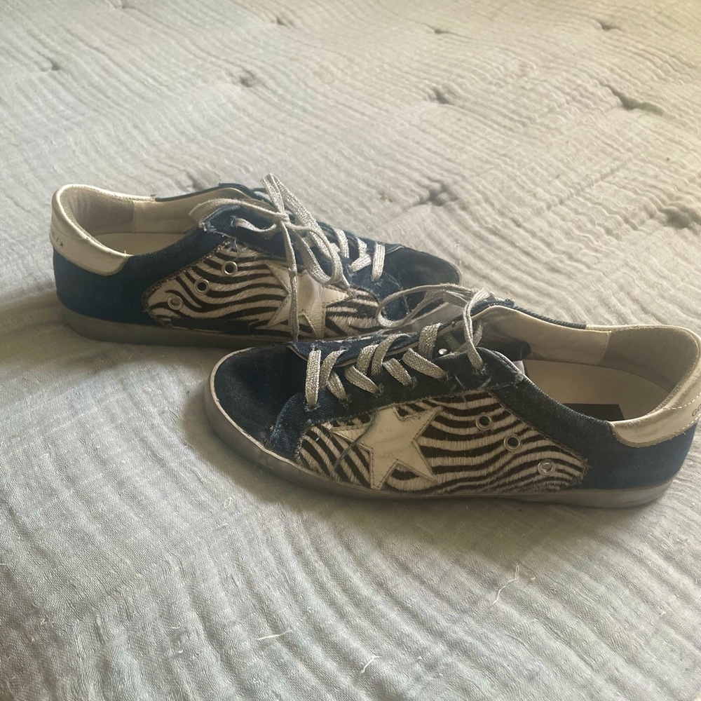 Unique Golden Goose